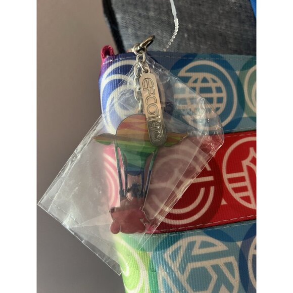 Disney Harveys Epcot 40th Anniversary Medium Streamline Seatbelt Tote Bag New - Picture 6 of 9